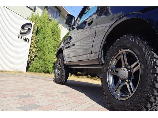 ジムニー ランドベンチャー　ＪＢ２３最終１０型　特別仕様車　ＭｏｎｓｔｅｒＳｐｏｒｔ前後バンパー　リフトアップ　前置インタークーラー　ＦＵＪＩＴＳＵＢＯマフラー　純正１６ＡＷ　ＧＥＯＬＡＮＤＡＲ．Ｍ／Ｔタイヤ　ナビＴＶＢカメラ（11枚目）