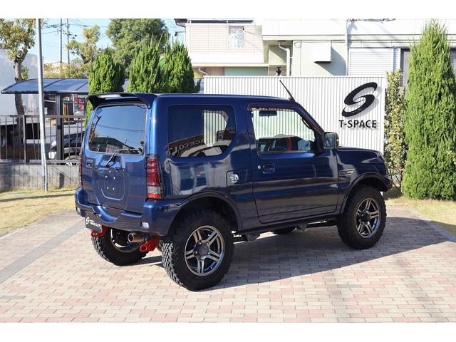 ジムニー ランドベンチャー　ＪＢ２３最終１０型　特別仕様車　ＭｏｎｓｔｅｒＳｐｏｒｔ前後バンパー　リフトアップ　前置インタークーラー　ＦＵＪＩＴＳＵＢＯマフラー　純正１６ＡＷ　ＧＥＯＬＡＮＤＡＲ．Ｍ／Ｔタイヤ　ナビＴＶＢカメラ（64枚目）