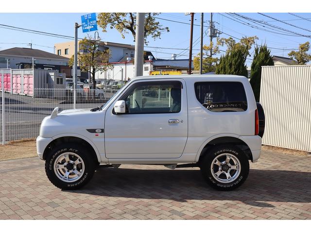 ジムニー ランドベンチャー　最終１０型　特別仕様車　モンスタースポーツ２０ｍｍリフトアップキット　Ｗｅｄｓ１６ＡＷ　ＧＥＯＬＡＮＤＡＲ．Ａ／Ｔタイヤ　背面ハードカバー　メッキグリル＆ガーニッシュ　ＨＤＤナビフルセグ　禁煙車（56枚目）