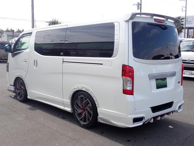 ＮＶ３５０キャラバンバン ロングライダープレミアムＧＸプロ・スタイルパッケージ　１オーナー記録簿　フルエアロ　アラウンドビューモニター　エマージェンシーブレーキ　ナビ　地デジ　インテリジェントキー　ローダウン　オバフェン　ＥＳＳＥＸ１８ＡＷ　スペアキーＬＥＤライト　レカロ２脚（12枚目）