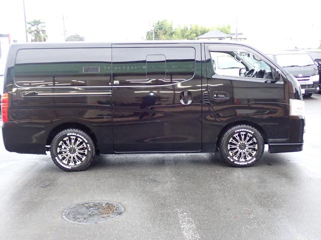 ＮＶ３５０キャラバンバン ロングライダープレミアムＧＸ　ナビ　地デジ　ドライブレコーダー　ＥＴＣ　記録簿　ベッドキット　社外アルミ　ジオランダー　オートライト　インテリジェントキー　ＨＩＤ　Ｂｌｕｅｔｏｏｔｈ　バックカメラ　リアヒーター＆クーラー　ＤＶＤ（14枚目）