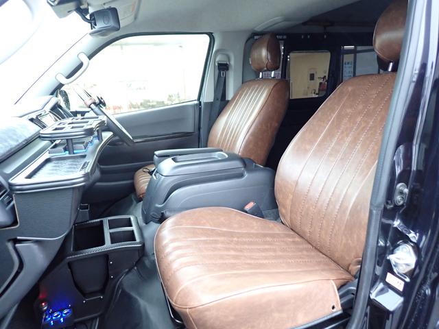 ハイエースバン スーパーＧＬ　ダークプライム　ナビ　地デジ　バックカメラ　Ｂｌｕｅｔｏｏｔｈ　記録簿　純正ＬＥＤヘッドライト　スマートキースペアキー　車中泊ベッドキット　ハーフレザー＆シートカバー　ＥＴＣ２．０　オートハイビーム　ルーフラック（24枚目）