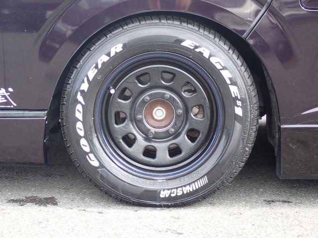 ハイエースバン ロングスーパーＧＬプライムセレ　４型フェイス　１０インチナビ　フリップダウンモニター　記録簿　フルエアロ　Ｂｌｕｅｔｏｏｔｈ　バックカメラ　バッドフェイス社外ＬＥＤヘッドライト　シートカバー　ローダウン　ＥＴＣ　ＵＳＢポート　障害物（19枚目）