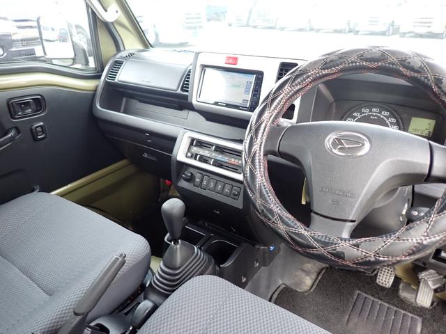 ハイゼットトラック ジャンボSAIIIt ユーザー買取車 1オーナー記録簿付 4WD 5速MT ナビ地デジ Bluetooth ETC ドライブレコーダー ヒッチメンバー LEDヘッドライト&LEDフォグ 165/60R15 M/Tタイヤ(9枚目)