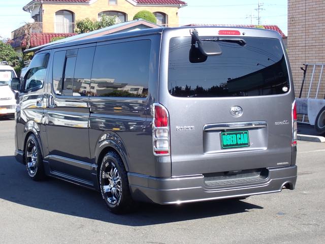 ハイエースバン スーパーＧＬ　記録簿　フルエアロ　ローダウン社外１６アルミ　オープンカントリー　オーバーフェンダー　ナビ　地デジ　バックカメラ　Ｂｌｕｅｔｏｏｔｈ　ＤＶＤ　ＨＤＭＩ　ドライブレコーダー　ＡＣ１００Ｖ　ＥＴＣ　ＨＩＤ（13枚目）