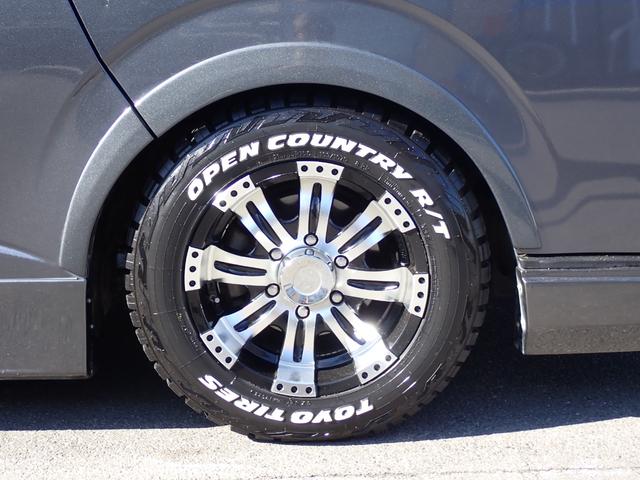 ハイエースバン スーパーＧＬ　記録簿　フルエアロ　ローダウン社外１６アルミ　オープンカントリー　オーバーフェンダー　ナビ　地デジ　バックカメラ　Ｂｌｕｅｔｏｏｔｈ　ＤＶＤ　ＨＤＭＩ　ドライブレコーダー　ＡＣ１００Ｖ　ＥＴＣ　ＨＩＤ（19枚目）