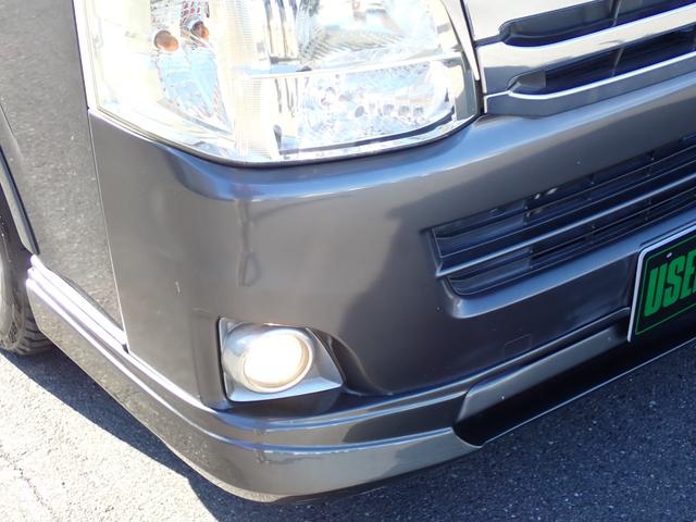 ハイエースバン スーパーＧＬ　記録簿　フルエアロ　ローダウン社外１６アルミ　オープンカントリー　オーバーフェンダー　ナビ　地デジ　バックカメラ　Ｂｌｕｅｔｏｏｔｈ　ＤＶＤ　ＨＤＭＩ　ドライブレコーダー　ＡＣ１００Ｖ　ＥＴＣ　ＨＩＤ（20枚目）