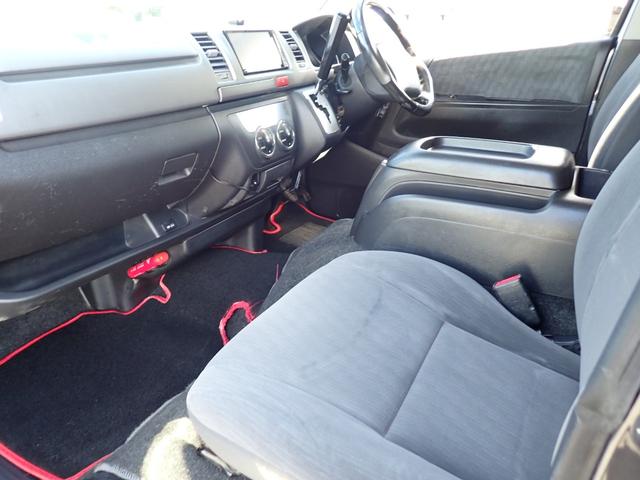 ハイエースバン スーパーＧＬ　記録簿　フルエアロ　ローダウン社外１６アルミ　オープンカントリー　オーバーフェンダー　ナビ　地デジ　バックカメラ　Ｂｌｕｅｔｏｏｔｈ　ＤＶＤ　ＨＤＭＩ　ドライブレコーダー　ＡＣ１００Ｖ　ＥＴＣ　ＨＩＤ（27枚目）