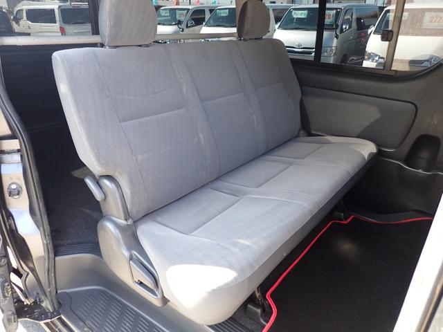 ハイエースバン スーパーＧＬ　記録簿　フルエアロ　ローダウン社外１６アルミ　オープンカントリー　オーバーフェンダー　ナビ　地デジ　バックカメラ　Ｂｌｕｅｔｏｏｔｈ　ＤＶＤ　ＨＤＭＩ　ドライブレコーダー　ＡＣ１００Ｖ　ＥＴＣ　ＨＩＤ（30枚目）