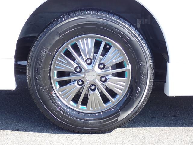 NV350キャラバンバン ロングライダープレミアムGXプロ・スタイルパッケージ 記録簿 フルエアロ アラウンドビューモニター ナビ 地デジ LEDヘッドライト 純正15アルミ インテリジェントキー エマージェンシーブレーキ ETC ドライブレコーダー前後 スペアキー AC100V(23枚目)