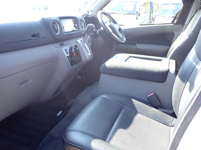 NV350キャラバンバン ロングライダープレミアムGXプロ・スタイルパッケージ 記録簿 フルエアロ アラウンドビューモニター ナビ 地デジ LEDヘッドライト 純正15アルミ インテリジェントキー エマージェンシーブレーキ ETC ドライブレコーダー前後 スペアキー AC100V(29枚目)