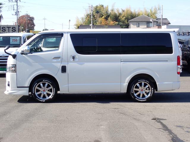 ハイエースバン スーパーGL ダークプライムII 記録簿 モデリスタエアロ ナビ 地デジ 純正LEDヘッドライト Bluetooth デジタルインナーミラー スマートキー 社外17アルミ ホワイトレター AC100V ETC 衝突軽減 横滑り防止(15枚目)