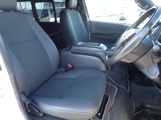 ハイエースバン スーパーGL ダークプライムII 記録簿 モデリスタエアロ ナビ 地デジ 純正LEDヘッドライト Bluetooth デジタルインナーミラー スマートキー 社外17アルミ ホワイトレター AC100V ETC 衝突軽減 横滑り防止(26枚目)