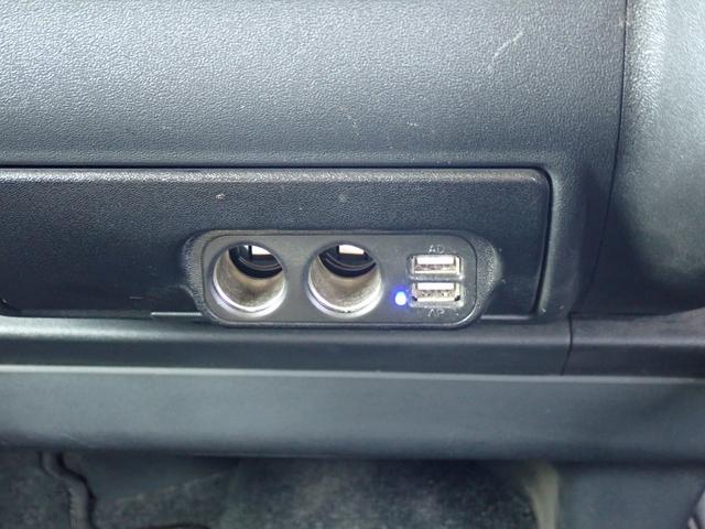 ハイエースバン スーパーＧＬ　ダークプライム　記録簿　スマートキー　純正ＬＥＤヘッドライト　フォグＬＥＤ白黄切替　ナビ　地デジ　バックカメラ　Ｂｌｕｅｔｏｏｔｈ　ＥＴＣ　ハーフレザー　ＵＳＢポート　オートライト　リアクーラー　スペアキー（36枚目）