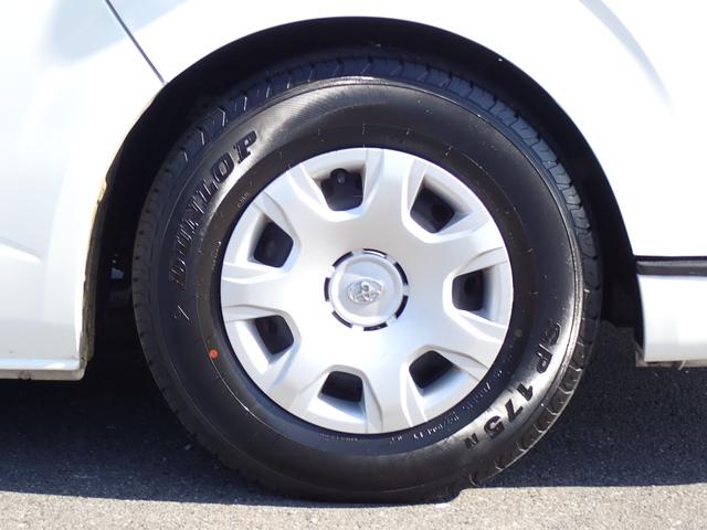 ハイエースバン スーパーＧＬ　ダークプライム　記録簿　スマートキー　純正ＬＥＤヘッドライト　フォグＬＥＤ白黄切替　ナビ　地デジ　バックカメラ　Ｂｌｕｅｔｏｏｔｈ　ＥＴＣ　ハーフレザー　ＵＳＢポート　オートライト　リアクーラー　スペアキー（40枚目）