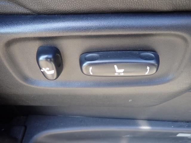 ヴェルファイアハイブリッド ZR 4WD ナビ 地デジ Bluetooth 両側パワースライド パワーバックドア 車高調 社外19インチアルミ サードシート無 全周囲カメラ ETC スマートキー HID フォグLED白黄切替 USB(35枚目)