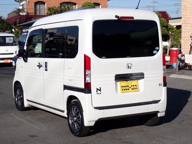 Ｎ－ＶＡＮ＋スタイル クール・ターボホンダセンシング　８インチナビ　バックカメラ　Ｂｌｕｅｔｏｏｔｈ　ＥＴＣ２．０　ＬＥＤヘッドライト＆フォグ　クルーズコントロール　ＵＳＢポート　オーバーヘッドシェルフ　１４インチアルミ　ドラレコ前後　スマートキー（13枚目）