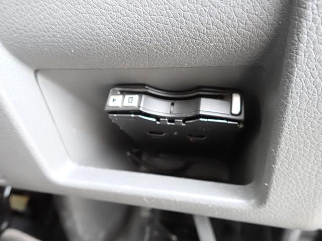 NV350キャラバンバン ロングプレミアムGX 社外16インチアルミ ホワイトレター ローダウン インテリジェントキー ETC バックカメラ HID リアヒーター&クーラー 両側スライド クロージャー 2/5人乗 フォグランプ タイミングチェーン車(38枚目)