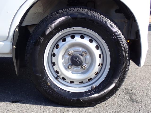 ピクシスバン デラックス　記録簿　ナビ　ＴＶ　ＥＴＣ　ＣＤ　キーレス　スペアキー　プライバシーガラス　荷室フラット　オーバーヘッドシェルフ　１４５Ｒ１２　パワーウインドウ　ダブルエアバッグ（16枚目）