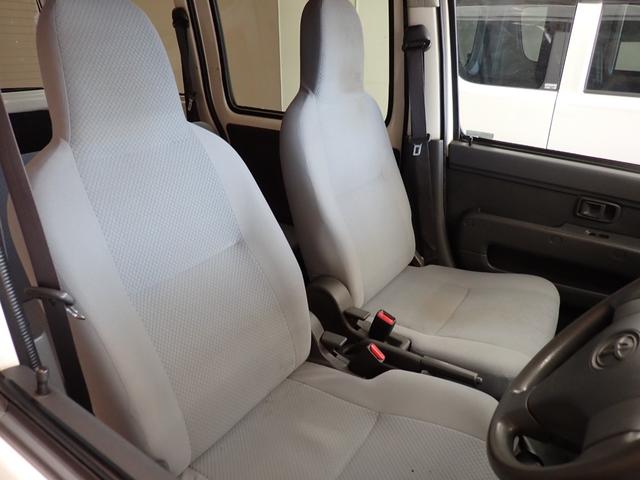 ピクシスバン デラックス　記録簿　ナビ　ＴＶ　ＥＴＣ　ＣＤ　キーレス　スペアキー　プライバシーガラス　荷室フラット　オーバーヘッドシェルフ　１４５Ｒ１２　パワーウインドウ　ダブルエアバッグ（26枚目）