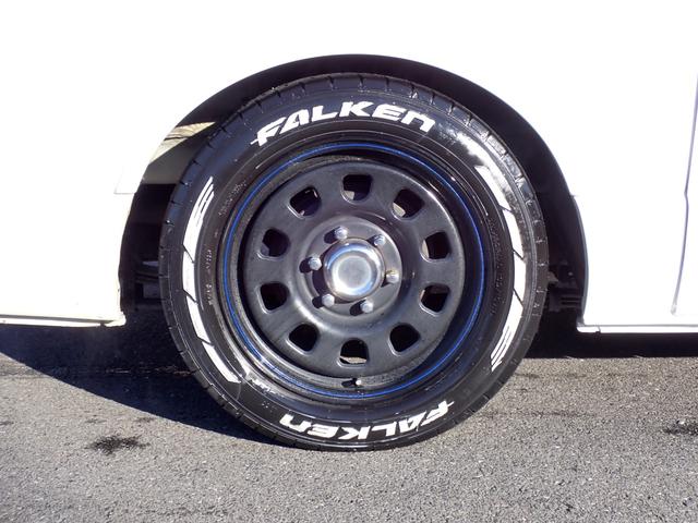 ハイエースバン スーパーＧＬ　ナビ　地デジ　バックカメラ　Ｂｌｕｅｔｏｏｔｈ対応　アルパインフリップダウンモニター　記録簿　純正ＬＥＤヘッドライト　ベッドキット　車中泊　ホワイトレタータイヤ　ローダウン　オバフェン　ＬＥＤテール（18枚目）