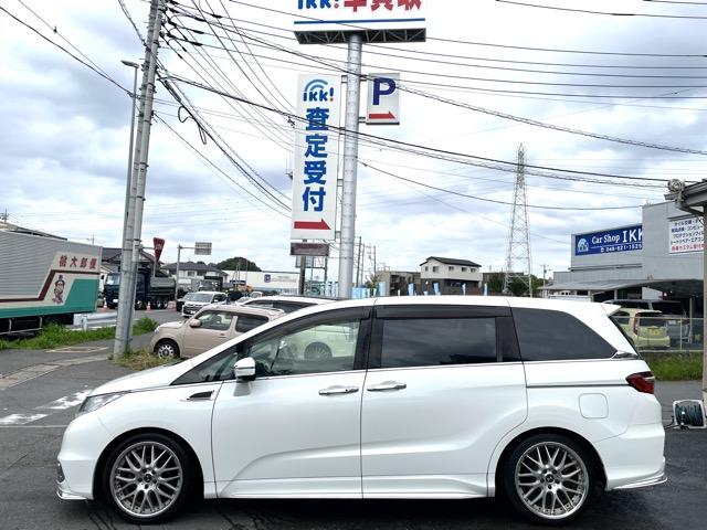 オデッセイ アブソルート・ＥＸ　フリップダウンモニター　レーダークルーズ　衝突軽減ブレーキ　両側パワースライドドア　ハーフレザーシート　純正ナビ　地デジ（フルセグ）　Ｂｌｕｅｔｏｏｔｈ　マルチビューカメラ　タイミングチェーン式　ＡＷ（40枚目）