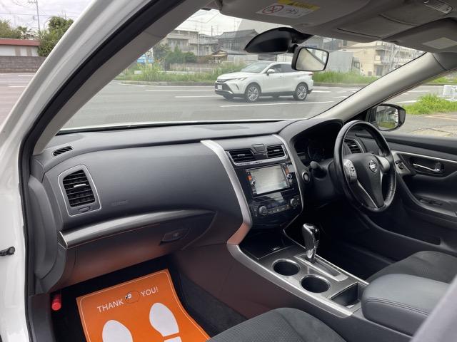 ティアナ ＸＬ　純正ＳＤナビ　地デジ（フルセグ）　Ｂｌｕｅｔｏｏｔｈ　ＤＶＤ再生　バックカメラ　ＥＴＣ　インテリジェントキー　コーナーセンサー　パワーシート　オートエアコン　ＨＩＤヘッドライト　タイミングチェーン式（32枚目）
