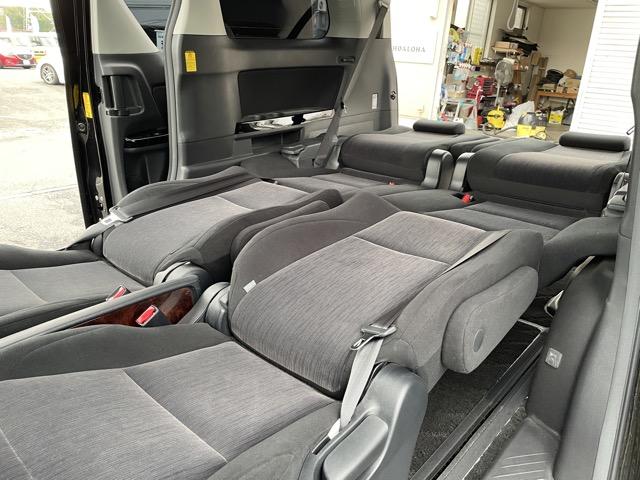 ヴェルファイア ２．４Ｚ　後期　サンルーフ　フリップダウンモニター　オットマンシート　両側パワースライドドア　コーナーセンサー　社外８インチナビ　地デジ　Ｂｌｕｅｔｏｏｔｈ　バックカメラ　ＥＴＣ　スマートキー　純正ＡＷ（27枚目）