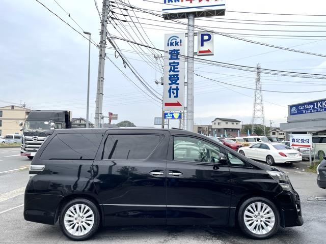 ヴェルファイア ２．４Ｚ　後期　サンルーフ　フリップダウンモニター　オットマンシート　両側パワースライドドア　コーナーセンサー　社外８インチナビ　地デジ　Ｂｌｕｅｔｏｏｔｈ　バックカメラ　ＥＴＣ　スマートキー　純正ＡＷ（43枚目）