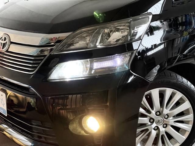 ヴェルファイア ２．４Ｚ　後期　サンルーフ　フリップダウンモニター　オットマンシート　両側パワースライドドア　コーナーセンサー　社外８インチナビ　地デジ　Ｂｌｕｅｔｏｏｔｈ　バックカメラ　ＥＴＣ　スマートキー　純正ＡＷ（46枚目）