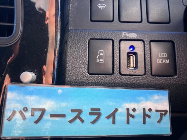 ヴォクシー ZS G’sバージョンEDGE 後期 ワンオーナー パワースライドドア ディスプレイオーディオ DVD再生 バックカメラ ETC スマートキー オートエアコン HIDヘッドライト フォグライト オートライト タイミングチェーン式(11枚目)