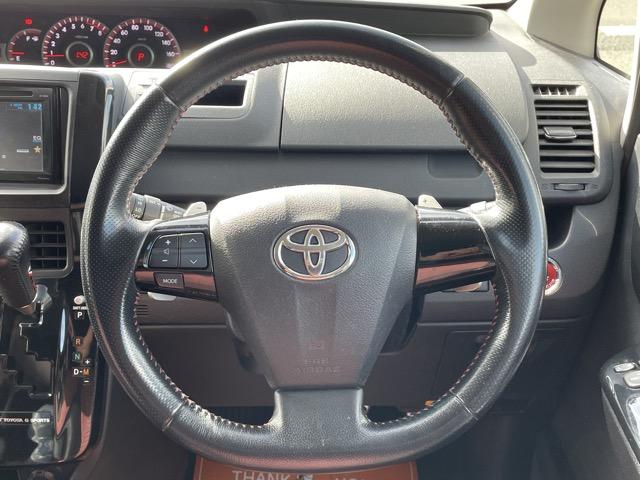 ヴォクシー ZS G’sバージョンEDGE 後期 ワンオーナー パワースライドドア ディスプレイオーディオ DVD再生 バックカメラ ETC スマートキー オートエアコン HIDヘッドライト フォグライト オートライト タイミングチェーン式(14枚目)