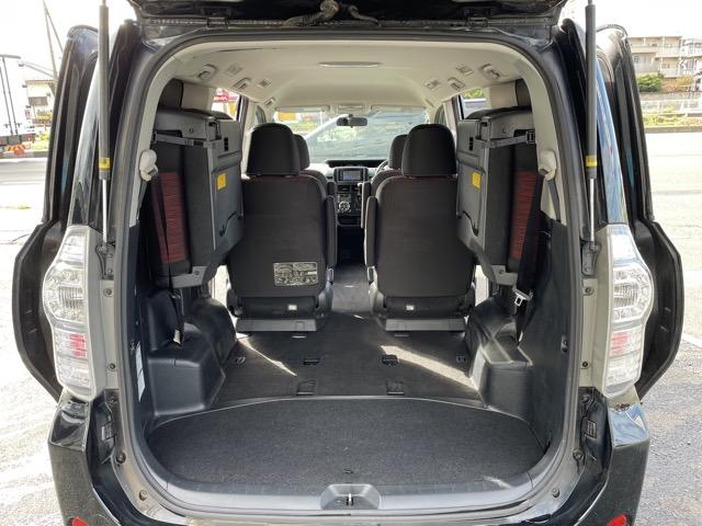 ヴォクシー ZS G’sバージョンEDGE 後期 ワンオーナー パワースライドドア ディスプレイオーディオ DVD再生 バックカメラ ETC スマートキー オートエアコン HIDヘッドライト フォグライト オートライト タイミングチェーン式(24枚目)