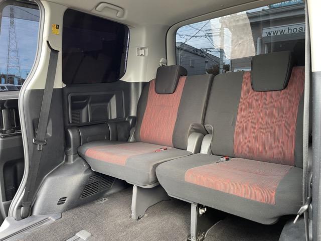 ヴォクシー ZS G’sバージョンEDGE 後期 ワンオーナー パワースライドドア ディスプレイオーディオ DVD再生 バックカメラ ETC スマートキー オートエアコン HIDヘッドライト フォグライト オートライト タイミングチェーン式(29枚目)