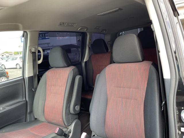 ヴォクシー ZS G’sバージョンEDGE 後期 ワンオーナー パワースライドドア ディスプレイオーディオ DVD再生 バックカメラ ETC スマートキー オートエアコン HIDヘッドライト フォグライト オートライト タイミングチェーン式(34枚目)