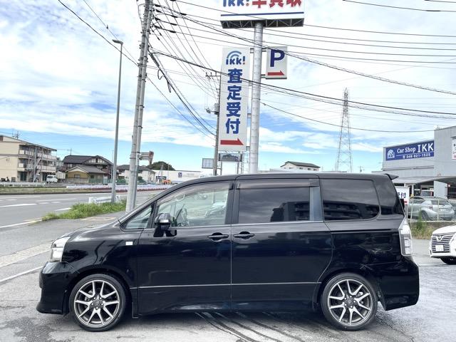 ヴォクシー ZS G’sバージョンEDGE 後期 ワンオーナー パワースライドドア ディスプレイオーディオ DVD再生 バックカメラ ETC スマートキー オートエアコン HIDヘッドライト フォグライト オートライト タイミングチェーン式(39枚目)