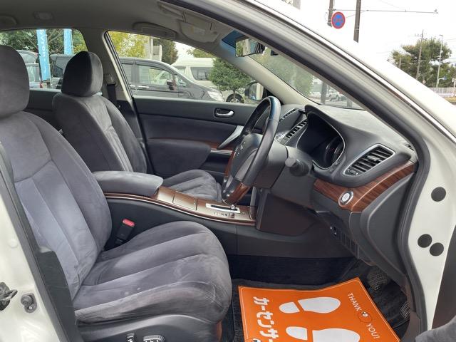 ティアナ ２５０ＸＬ　ワンオーナー　前後ドライブレコーダー　オットマンシート　純正ＨＤＤナビ　ＤＶＤ再生　Ｂｌｕｅｔｏｏｔｈ　サイドカメラ　バックカメラ　ＥＴＣ　パワーシート　インテリジェントキー　ＨＩＤヘッドライト（16枚目）