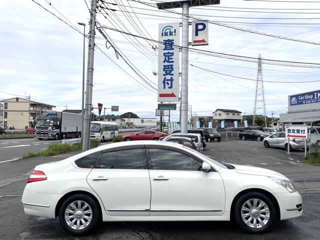 ティアナ ２５０ＸＬ　ワンオーナー　前後ドライブレコーダー　オットマンシート　純正ＨＤＤナビ　ＤＶＤ再生　Ｂｌｕｅｔｏｏｔｈ　サイドカメラ　バックカメラ　ＥＴＣ　パワーシート　インテリジェントキー　ＨＩＤヘッドライト（39枚目）