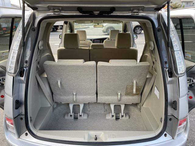 アイシス Ｇ　後期　ワンオーナー　両側パワースライドドア　スマートキー　プッシュエンジンスタート　純正ナビ　地デジ　Ｂｌｕｅｔｏｏｔｈ　バックカメラ　ＥＴＣ　ＨＩＤヘッドライト　オートライト　タイミングチェーン式（25枚目）