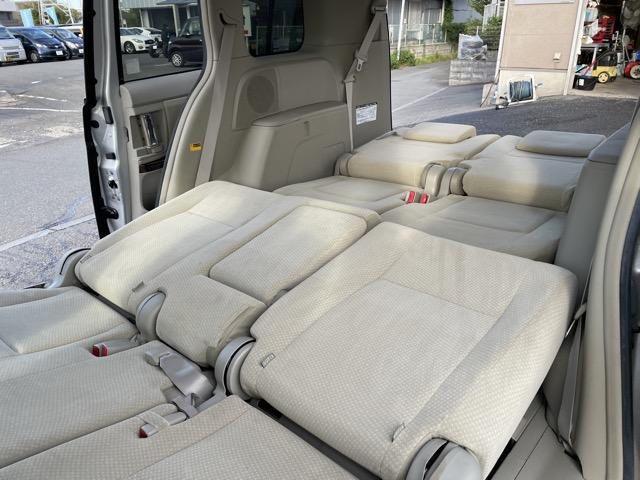 アイシス Ｇ　後期　ワンオーナー　両側パワースライドドア　スマートキー　プッシュエンジンスタート　純正ナビ　地デジ　Ｂｌｕｅｔｏｏｔｈ　バックカメラ　ＥＴＣ　ＨＩＤヘッドライト　オートライト　タイミングチェーン式（29枚目）