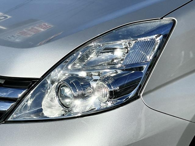 アイシス Ｇ　後期　ワンオーナー　両側パワースライドドア　スマートキー　プッシュエンジンスタート　純正ナビ　地デジ　Ｂｌｕｅｔｏｏｔｈ　バックカメラ　ＥＴＣ　ＨＩＤヘッドライト　オートライト　タイミングチェーン式（49枚目）