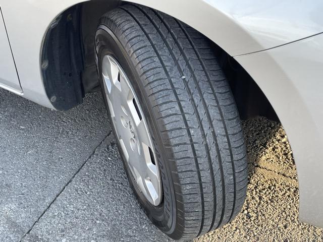 アイシス Ｇ　後期　ワンオーナー　両側パワースライドドア　スマートキー　プッシュエンジンスタート　純正ナビ　地デジ　Ｂｌｕｅｔｏｏｔｈ　バックカメラ　ＥＴＣ　ＨＩＤヘッドライト　オートライト　タイミングチェーン式（50枚目）