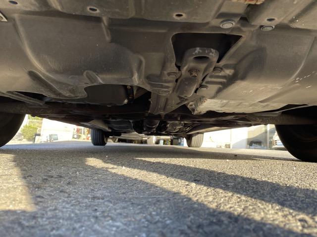 アイシス Ｇ　後期　ワンオーナー　両側パワースライドドア　スマートキー　プッシュエンジンスタート　純正ナビ　地デジ　Ｂｌｕｅｔｏｏｔｈ　バックカメラ　ＥＴＣ　ＨＩＤヘッドライト　オートライト　タイミングチェーン式（54枚目）