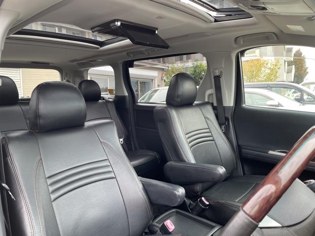 ヴェルファイア ２．４Ｚ　後期　ワンオーナー　サンルーフ　両側パワースライドドア　フリップダウンモニター　オットマンシート　車高調　社外８インチナビ　地デジ　Ｂｌｕｅｔｏｏｔｈ　バックカメラ　ＥＴＣ　タイミングチェーン式（18枚目）