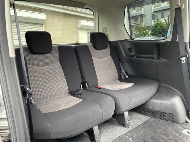 セレナ ライダー　ブラックライン　Ｓ－ハイブリッド　後期　フリップダウンモニター　両側パワースライドドア　ドライブレコーダー　８インチナビ　地デジ（フルセグ）　Ｂｌｕｅｔｏｏｔｈ　バックカメラ　　ＥＴＣ　ＬＥＤヘッドライト　ＬＥＤフォグ　オートライト（22枚目）