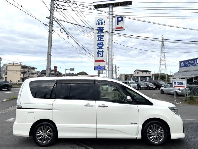 セレナ ライダー　ブラックライン　Ｓ－ハイブリッド　後期　フリップダウンモニター　両側パワースライドドア　ドライブレコーダー　８インチナビ　地デジ（フルセグ）　Ｂｌｕｅｔｏｏｔｈ　バックカメラ　　ＥＴＣ　ＬＥＤヘッドライト　ＬＥＤフォグ　オートライト（42枚目）