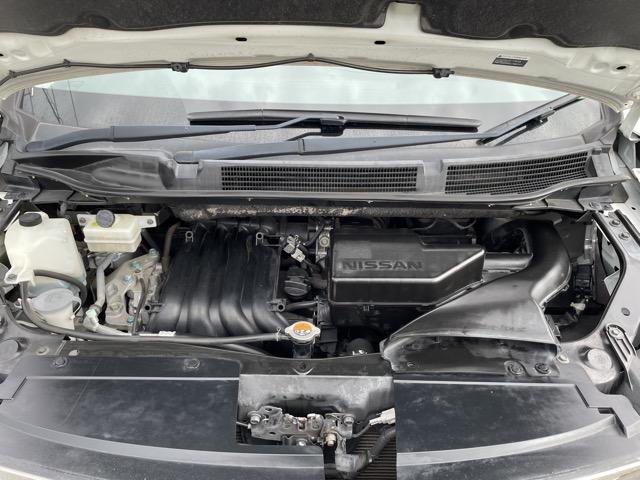 セレナ ライダー　ブラックライン　Ｓ－ハイブリッド　後期　フリップダウンモニター　両側パワースライドドア　ドライブレコーダー　８インチナビ　地デジ（フルセグ）　Ｂｌｕｅｔｏｏｔｈ　バックカメラ　　ＥＴＣ　ＬＥＤヘッドライト　ＬＥＤフォグ　オートライト（48枚目）