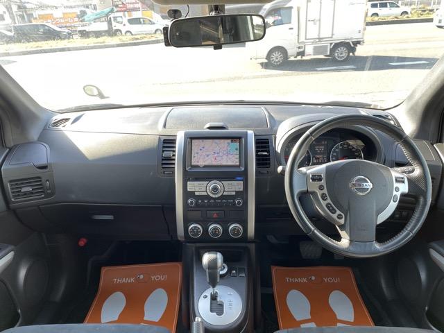 エクストレイル ２０ＧＴ　後期　ドライブレコーダー　インテリジェントキー　クルーズコントロール　ディーゼルターボ　純正ＨＤＤナビ　地デジ（フルセグ）　Ｂｌｕｅｔｏｏｔｈ　サイドカメラ　バックカメラ　ＥＴＣ　タイミングチェーン式（6枚目）