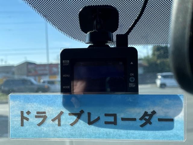 エクストレイル ２０ＧＴ　後期　ドライブレコーダー　インテリジェントキー　クルーズコントロール　ディーゼルターボ　純正ＨＤＤナビ　地デジ（フルセグ）　Ｂｌｕｅｔｏｏｔｈ　サイドカメラ　バックカメラ　ＥＴＣ　タイミングチェーン式（10枚目）