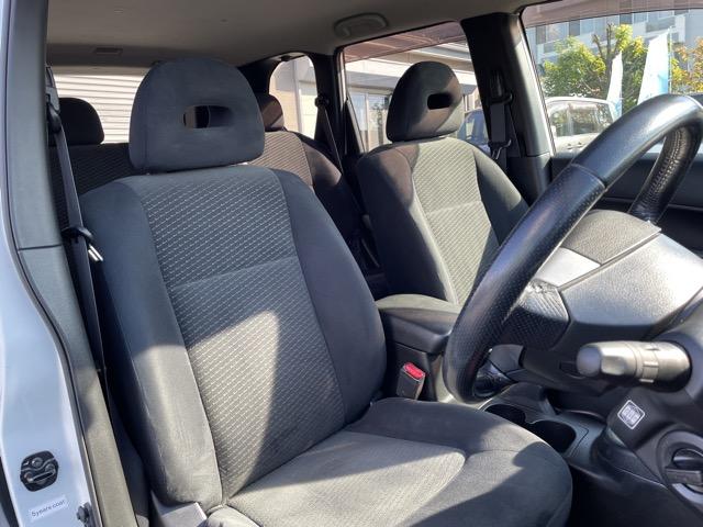 エクストレイル ２０ＧＴ　後期　ドライブレコーダー　インテリジェントキー　クルーズコントロール　ディーゼルターボ　純正ＨＤＤナビ　地デジ（フルセグ）　Ｂｌｕｅｔｏｏｔｈ　サイドカメラ　バックカメラ　ＥＴＣ　タイミングチェーン式（17枚目）